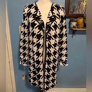 August Silk, Long, Houndstooth Print, Cardigan Sweater